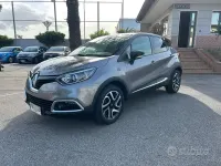 Usata Renault Captur Intens 110 CV (80 kW) 2015 Grigio SUV