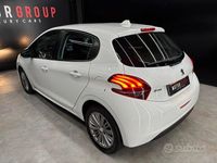 Usata Peugeot 208 Allure 102 CV (75 kW) 2019 Bianco Utilitaria