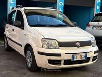 Usata Fiat Panda Emotion 69 CV (50 kW) 2012 Bianco Utilitaria
