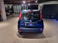 Usata Fiat Panda Lounge 69 CV (50 kW) 2017 Blu Utilitaria