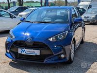 Usata Toyota Yaris Hybrid Business Edition 92 CV (67 kW) 2021 Blu Berlina