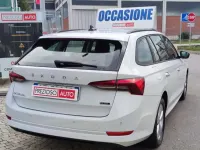 Usata Skoda Octavia Executive 110 CV (80 kW) 2021 Bianco Station wagon