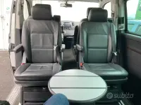 Usata VW Multivan Highline 180 CV (132 kW) 2011 Grigio Monovolume