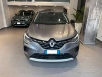 Usata Renault Captur Zen 95 CV (69 kW) 2021 Grigio SUV