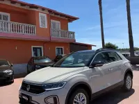 Usata VW T-Roc 110 CV (80 kW) 2022 Beige SUV