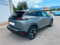 Usata Peugeot 2008 Allure 131 CV (96 kW) 2024 Grigio SUV