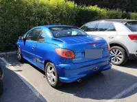 Usata Peugeot 206 CC 109 CV (80 kW) 2003 Blu Cabrio