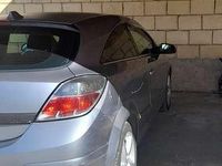 Usata Opel Astra GTC Cosmo 150 CV (110 kW) 2005 Grigio Berlina