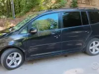 Usata VW Touran 150 CV (110 kW) 2012 Nero Monovolume