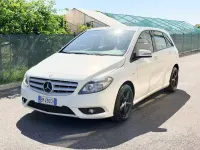 Usata Mercedes B180 109 CV (80 kW) 2012 Bianco Utilitaria