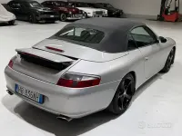 Usata Porsche 911 Carrera 320 CV (235 kW) 2026 Grigio Coupé