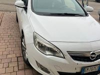 Usata Opel Astra Cosmo 110 CV (80 kW) 2012 Bianco Station wagon
