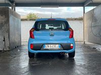Usado Kia Picanto 69 CV (50 kW) 2012 Azul Utilitario