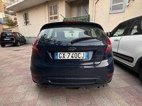 Usata Ford Fiesta Titanium 68 CV (50 kW) 2010 Nero Utilitaria
