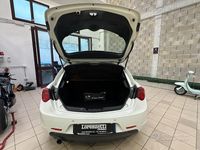 Usata Alfa Romeo Giulietta 104 CV (76 kW) 2011 Bianco Utilitaria