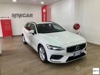 Usata Volvo V60 Business Edition 150 CV (110 kW) 2018 Bianco Station wagon