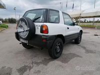 Usata Toyota RAV4 128 CV (94 kW) 1996 SUV