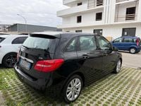 Usata Mercedes B180 109 CV (80 kW) 2014 Nero Monovolume