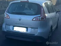 Usata Renault Scenic E-Tech XMOD 110 CV (80 kW) 2012 Grigio Utilitaria