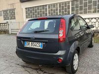 Usata Ford Fiesta Titanium 75 CV (55 kW) 2008 Grigio Utilitaria
