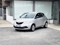 Usata Lancia Ypsilon 69 CV (50 kW) 2017 Grigio Utilitaria