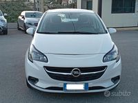 Usata Opel Corsa 90 CV (66 kW) 2015 Bianco Berlina