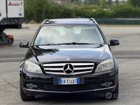 Gebraucht Mercedes C220 Avantgarde 170 PS (125 kW) 2010 Schwarz Kombi