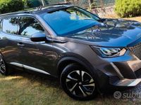 Usata Peugeot 2008 101 CV (74 kW) 2021 Grigio SUV