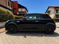Usata Mini John Cooper Works Cabriolet 136 CV (100 kW) 2017 Nero Cabrio