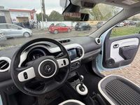 Usata Renault Twingo Techno 30 kW (42 CV) 2023 Blu/azzurro Utilitaria