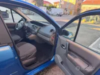 Usata Renault Scénic 106 CV (77 kW) 2007 Bluazzurro Monovolume