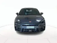 Usata Cupra Leon 150 CV (110 kW) 2025 Vari colori pastello Berlina