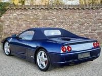 Usata Ferrari F355 381 CV (280 kW) 2000 Blu Cabrio