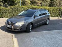 Begagnad VW Passat Trendline 150 HK (110 kW) 2006 Grå Sedan