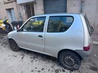 Usata Fiat 600 54 CV (39 kW) 2008 Grigio Utilitaria