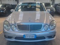 Usata Mercedes E270 Avantgarde 176 CV (129 kW) 2005 Argento Berlina
