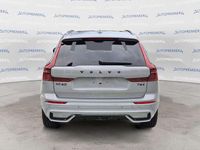 Nuova Volvo XC60 Plus 349 CV (256 kW) 2026 Verde SUV