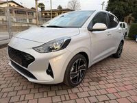 Nuova Hyundai i10 Prime 63 CV (46 kW) 2025 Aurora grey Utilitaria