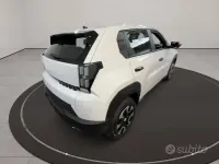 Nuova Fiat Grande Panda Icon 100 CV (73 kW) 2026 Bianco Utilitaria