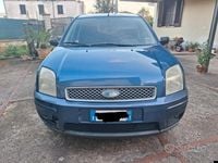 Usata Ford Fusion 68 CV (50 kW) 2005 Blu Utilitaria