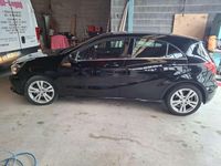 Usata Mercedes CLA180 Business 109 CV (80 kW) 2017 Nero Berlina