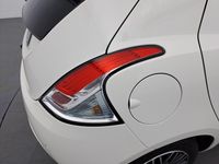 Usata Lancia Ypsilon 70 CV (51 kW) 2024 Bianco Utilitaria