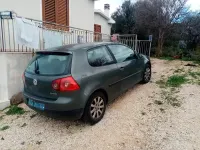 Usata VW Golf V 105 CV (77 kW) 2004 Verde Utilitaria
