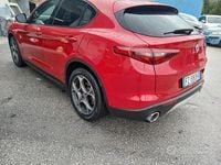 Usata Alfa Romeo Stelvio 160 CV (117 kW) 2019 Rosso SUV