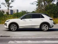 Nuova VW T-Roc Style 150 CV (110 kW) 2026 Pure white nero SUV