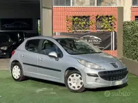Usata Peugeot 207 68 CV (50 kW) 2008 Grigio Berlina