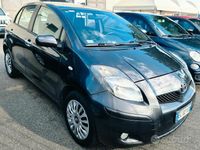 Usata Toyota Yaris Sol 101 CV (74 kW) 2010 Nero Utilitaria