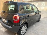Usata Renault Modus 70 CV (51 kW) 2005 Nero Monovolume