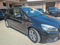 Usata BMW 218 Luxury Line 150 CV (110 kW) 2015 Nero Station wagon