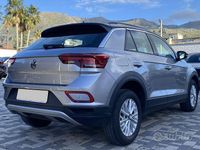Usata VW T-Roc Life 116 CV (85 kW) 2025 Nero SUV